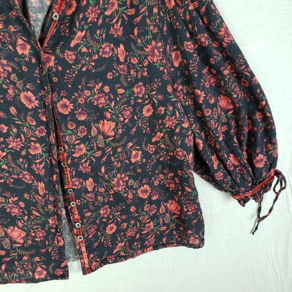 Sundance Floral Blouse in Black and Red - Picture 12 of 12